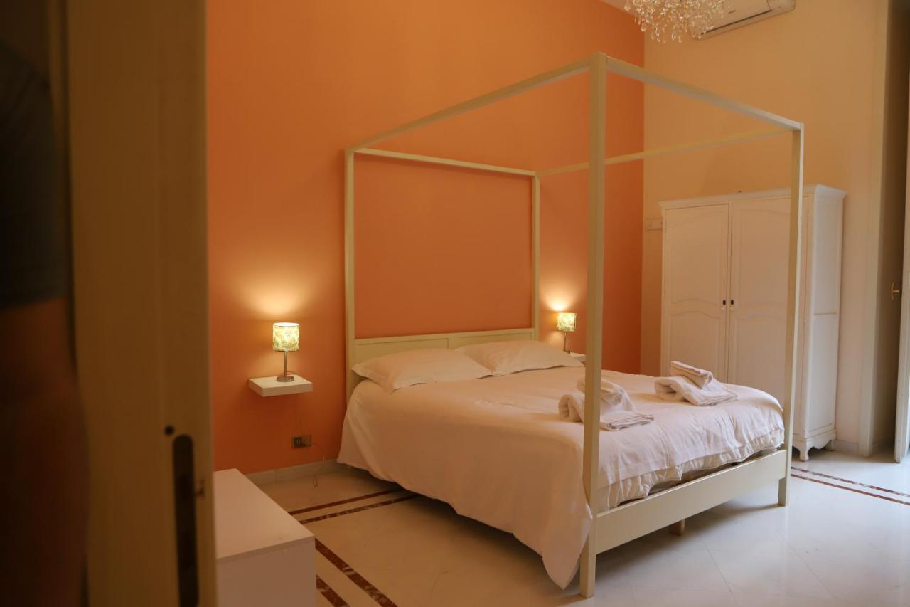 Piazza Dante Suites By Wonderful Italy Napels Buitenkant foto